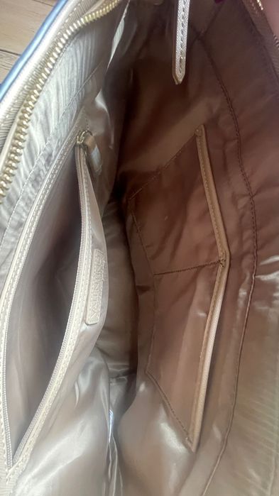 Сумка бренду VALENTINO