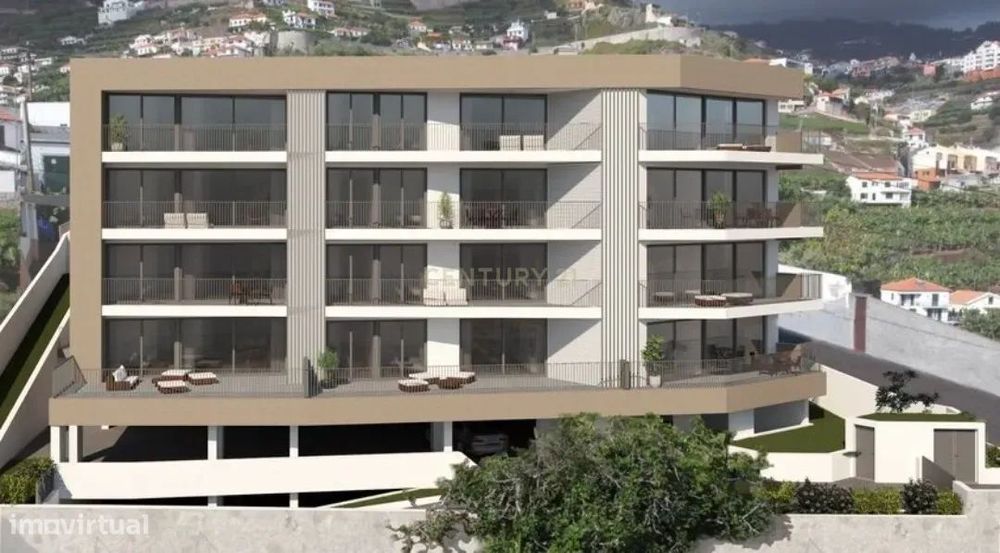 T3 último andar com terraço privado - Câmara de Lobos - Ilha da Madeir