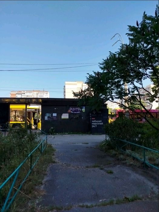 Оренда зупинкового комплексу пр-т. Червоної калини 38/10, 15м² назва зупинки "Сабурова" - Вид 4