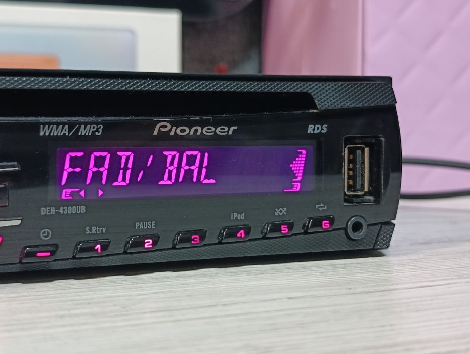 Процесорний Kenwood серії  kmm,kdc та kmr(Bluetooth audio system)