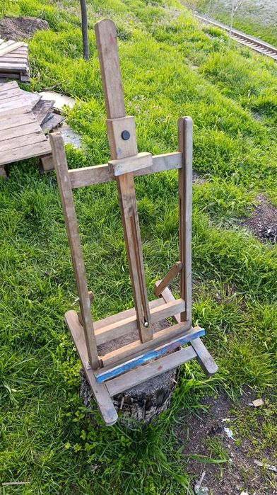 Мольберт деревянный