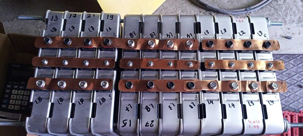 Портативна зарядна станція Power Bank PB4000 3.9 кВт