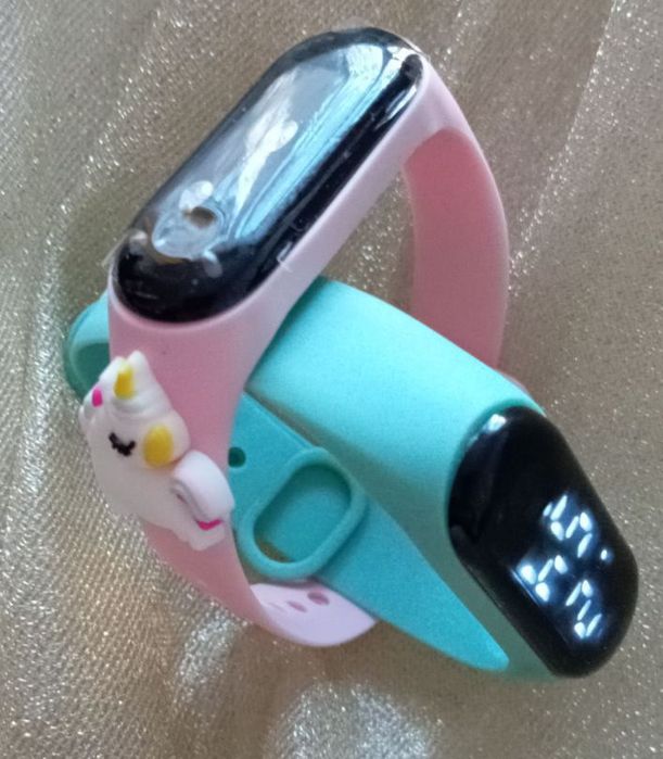 Жіночий годинник.