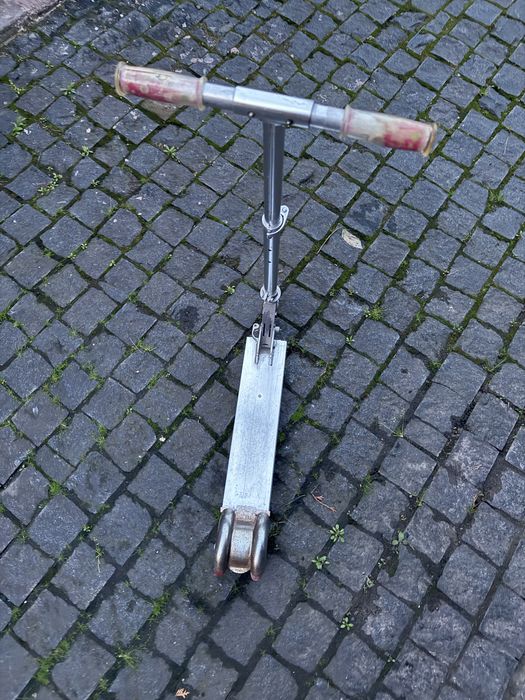 Продам 2 дитячих самокати