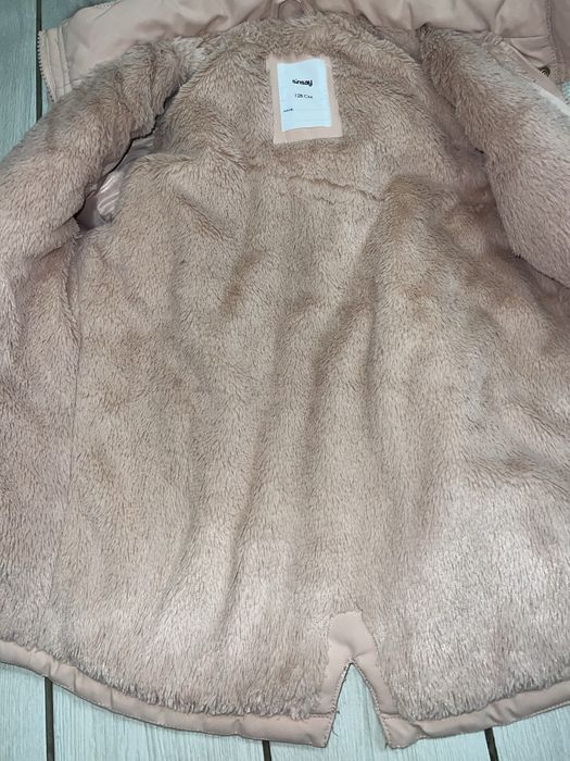 Курточка на дівчинку