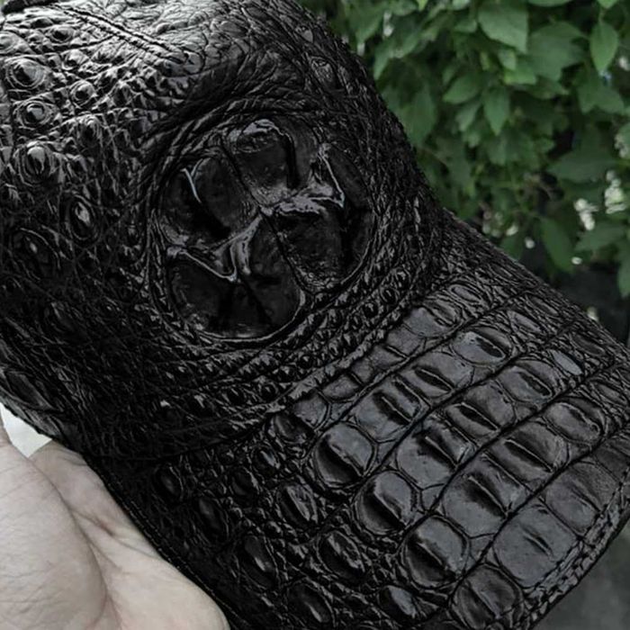 Бейсболка “Crocodile King” із натуральної шкіри крокодила