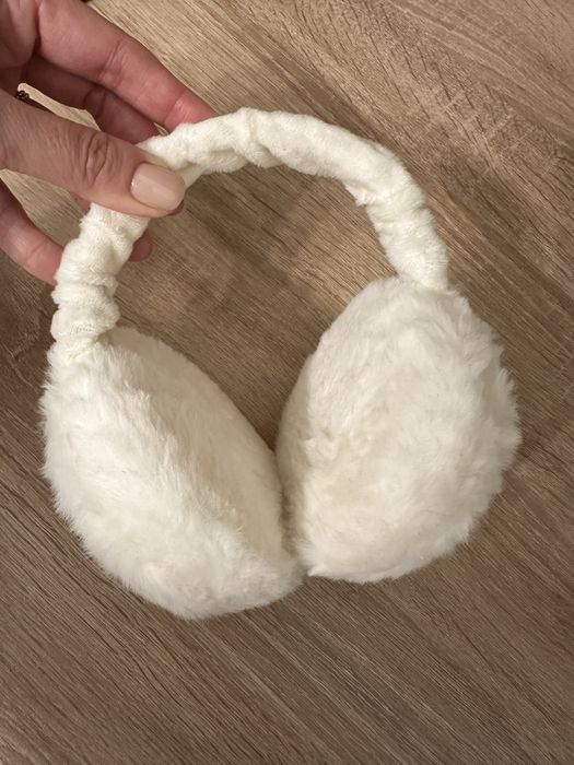 білі вушка навушники