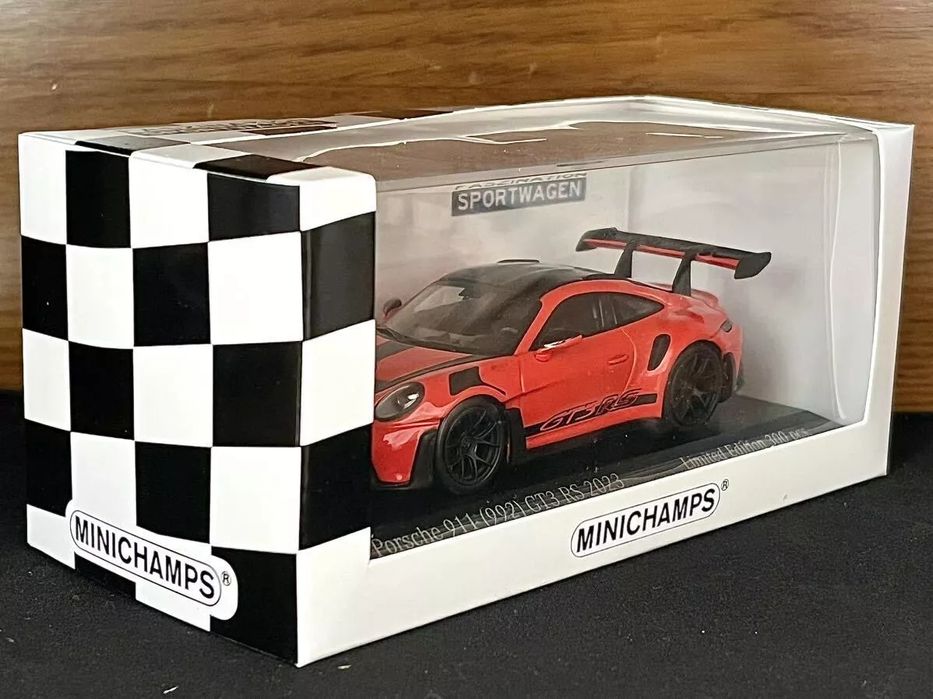 Minichamps 1:43 Porsche 911 GT3 RS ano 2023