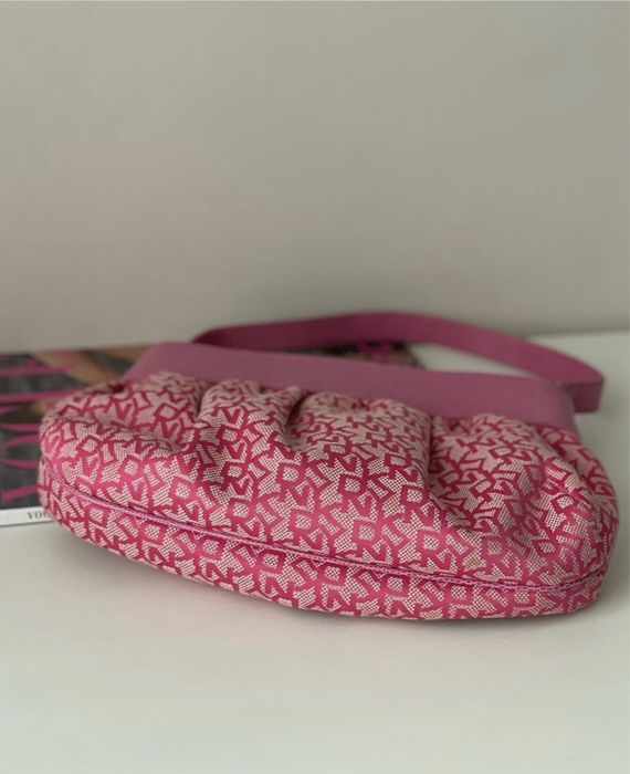 DKNY Donna Karan сумка лого