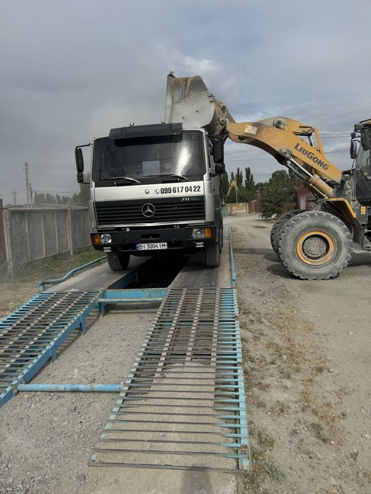 Перевезення вантажні самоскид, кран-маніпулятор
