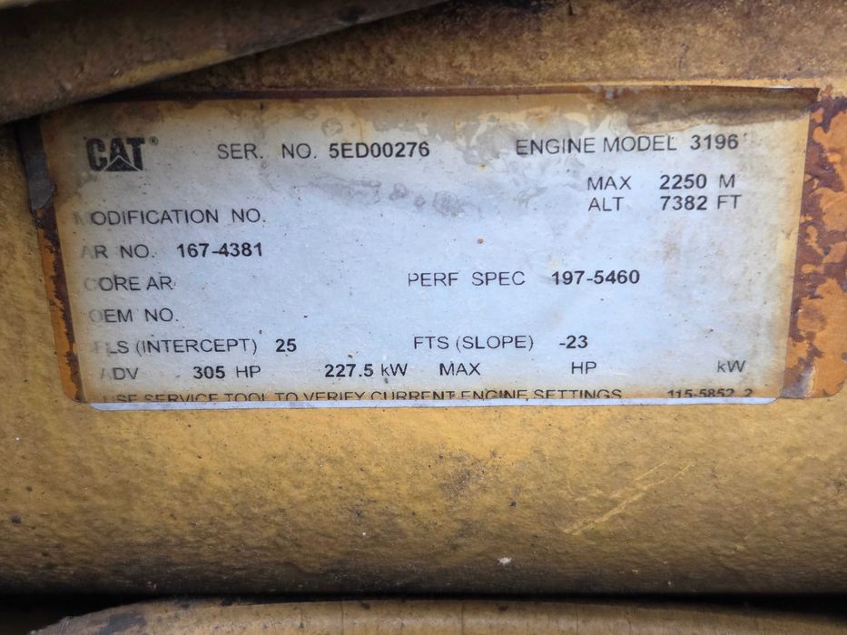 Wozidlo caterpillar 930  na czesci uszkodzone
