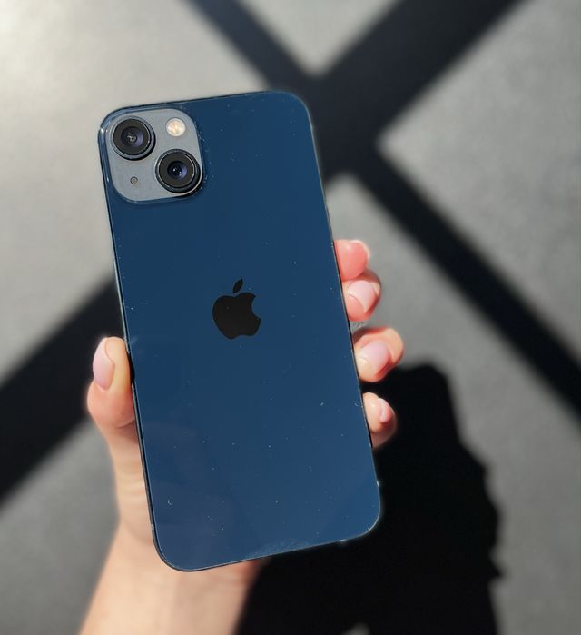 iPhone 13 128GB Midnight