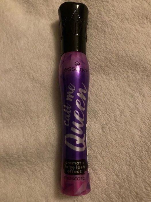 essence call me queen dramatic false lash effect mascara tusz do rzęs czarny