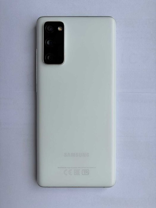 Samsung Galaxy S20 FE Snapdragon 865 6/128 White + 1 чохол