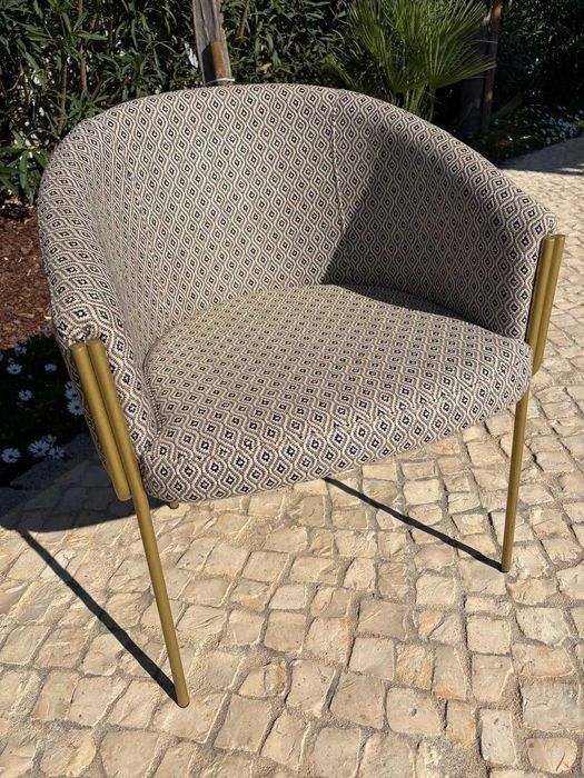 Cadeiras e Mesa de Exterior de Qualidade Superior