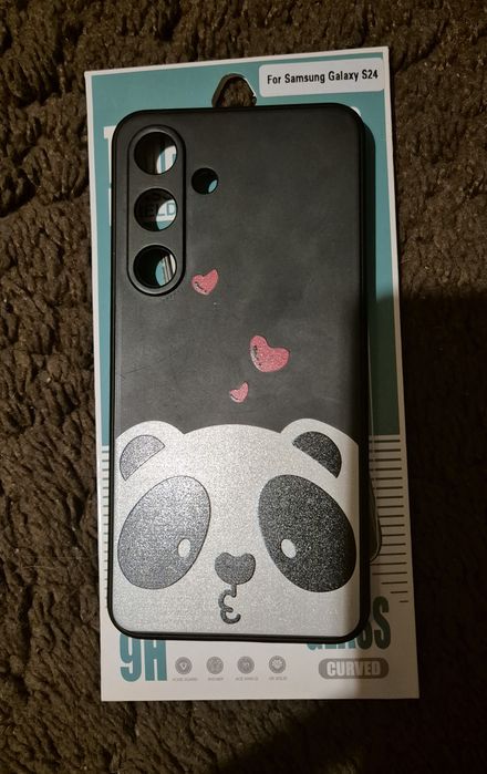 Samsung s 24 z akcesoriami