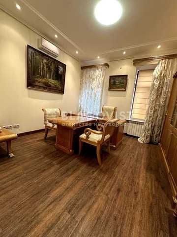 Шота Руставелі 30 Б, офіс з якісним ремонтом