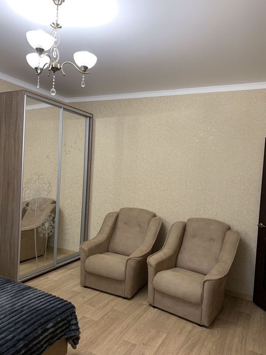 Продам квартиру Гагарина Дафи