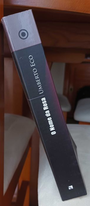 O Nome da Rosa de Umberto Eco como novo.