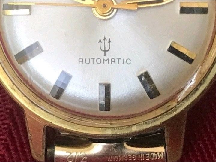 Винтажные женские немецкие часы Zentra neptun. Ретро часы Avtomatic