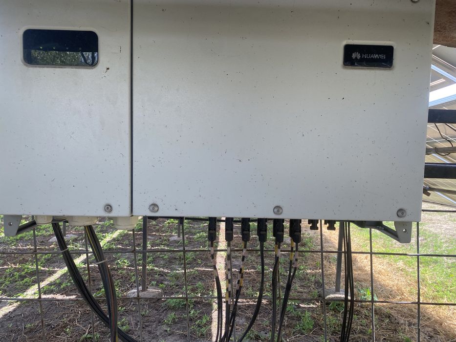 Будинок з сонячною станцією 30 квт