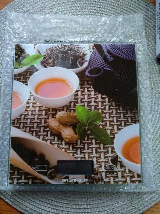 Ваги кухонні Grunhelm KES-1PTE, на 5кг. Нові!