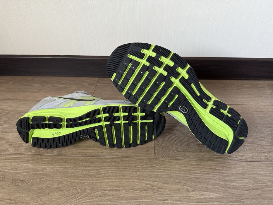 Кросівки Nike 45.5 розмір