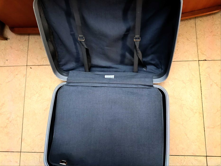 Mala de viagem marca sansonite