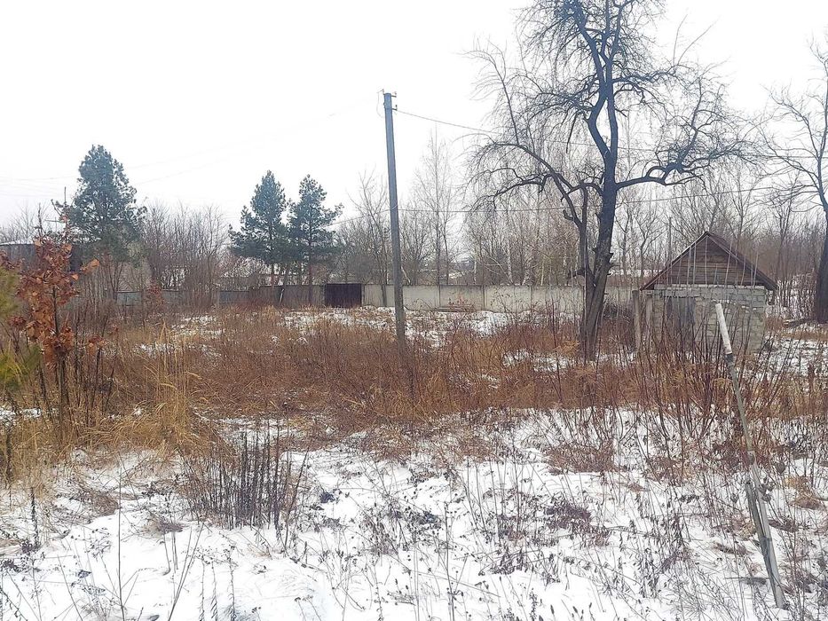 Комплекс с.Залізня 1,85га + 2 будівлі