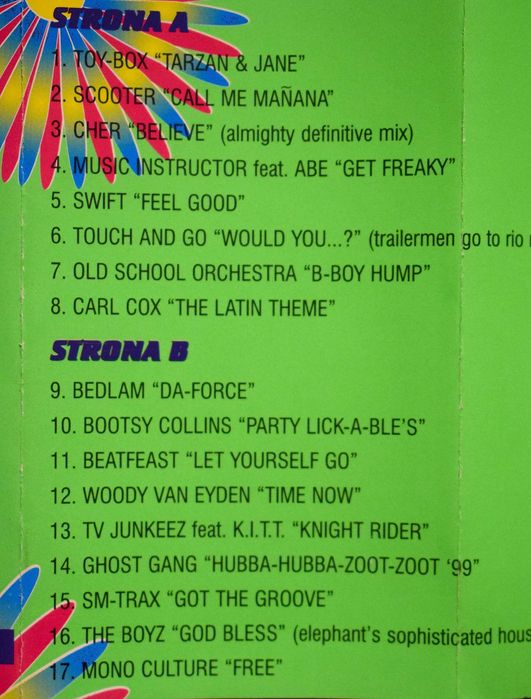 Dance Attack vol. 8 - składak z roku 1999 , stan - idealny .