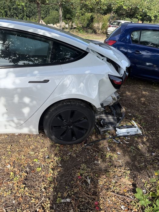 Salvado Tesla model  3 Higlhand   Standart nacional  com 30000km