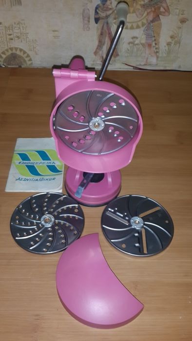 Приспособление для измельчения орехов, овощей, фруктов