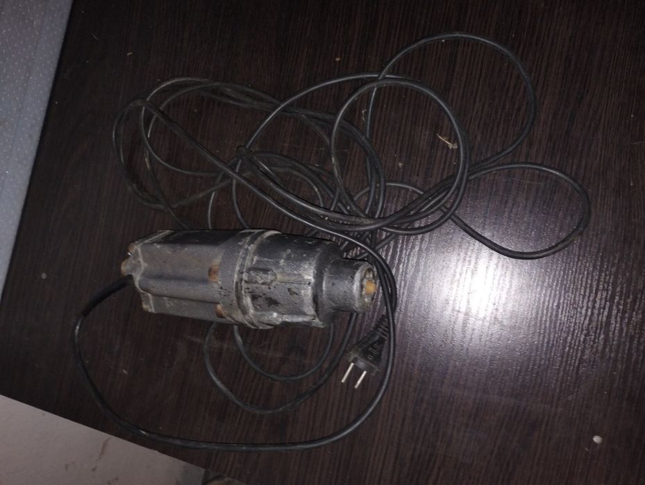 Насос погружной вибрационный для полива