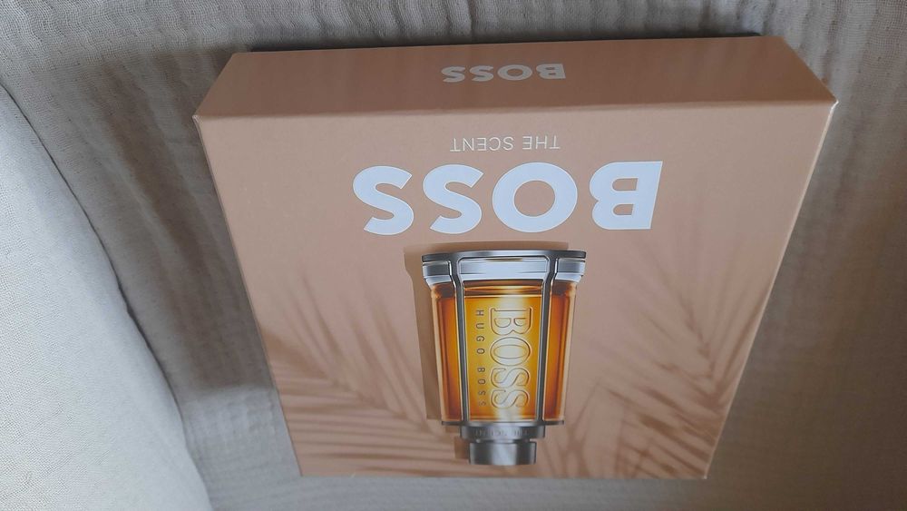 2 Perfumes Cofret H e M BOSS The Scent e Alive originais caixa novos