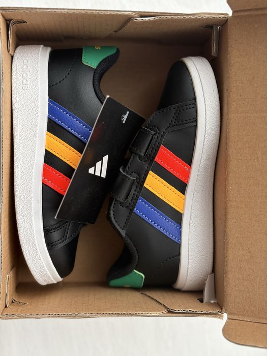 Кросівки adidas 23 1/2 15см 7К