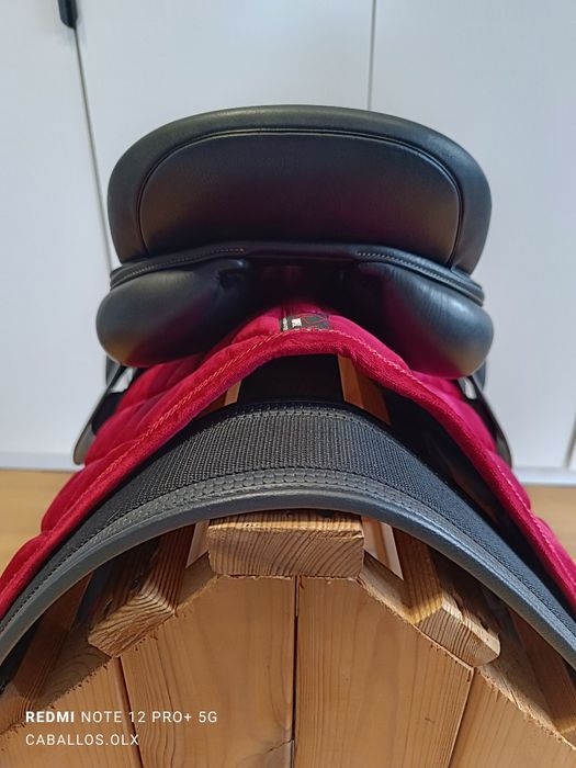 17 cali Ikonic classic siodło wszechstronne, skokowe Id.260