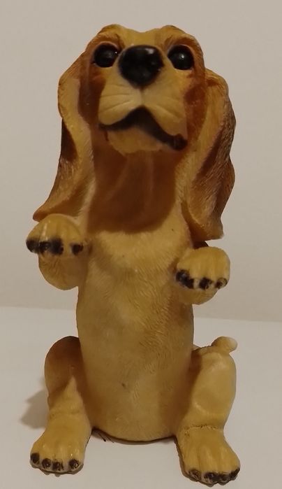 Conjunto bonitos artigos inclui um járro vidro e estanho  pra decoraçã