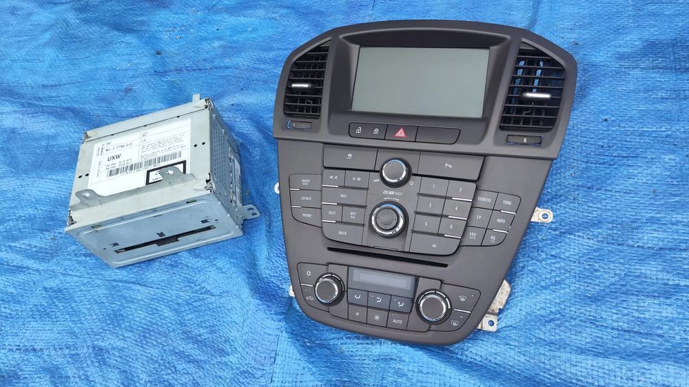 radio nawigacja cd 500 navi wyświetlacz panel kratka nawiewu komplet brąz brązowy opel insignia a