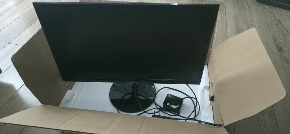 Monitor LED 24 do komputera Samsung