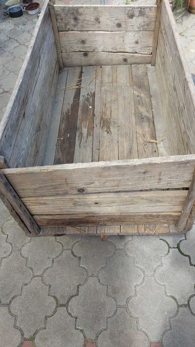 Wózek drewniany dwukołowy