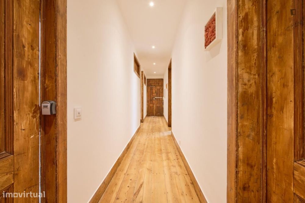 Quarto - localizado em Avenida da Liberdade Lisbon