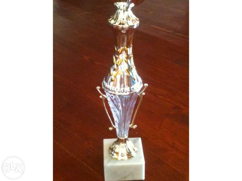 Taça nova c/base em màrmore