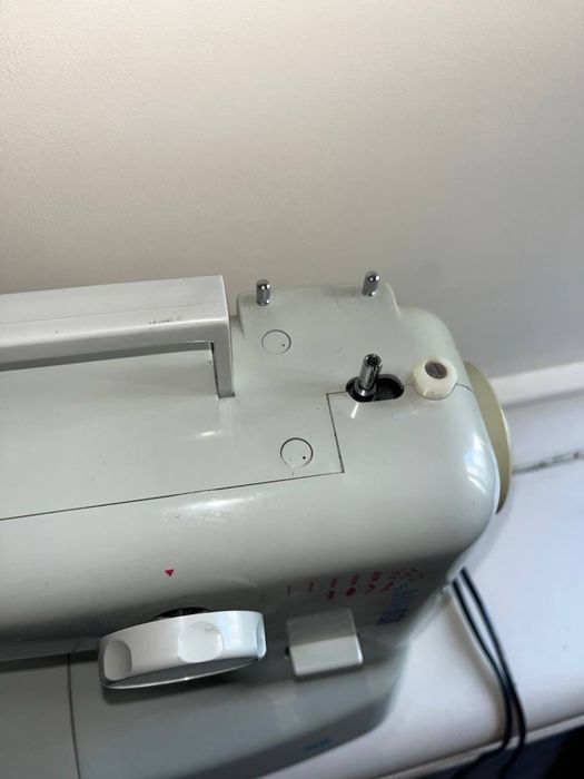 Швейна машинка TCM