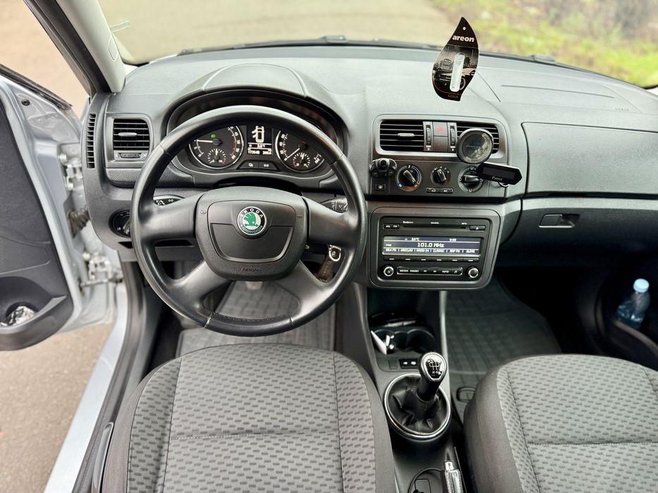 Skoda Roomster 2012г 1,6 турбо дизель.