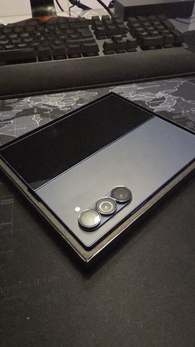 Samsung Galaxy Fold 6 256GB + Capa Oficial S-Pen