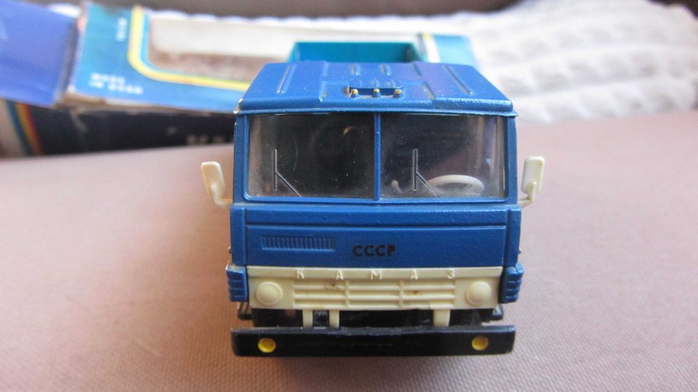 Машинка, автомодель КАМАЗ 53212 ,коробка + набір міні авто часів ссср.