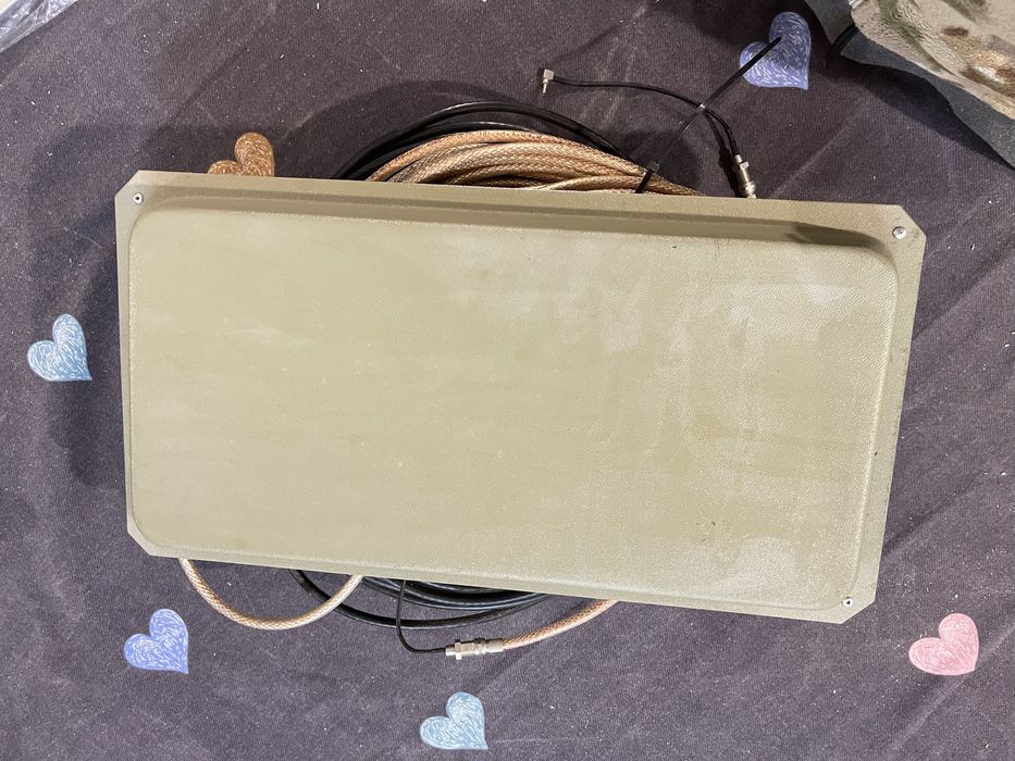 Продам комплект внешней панельной антенны 3G/4G усилитель интернета