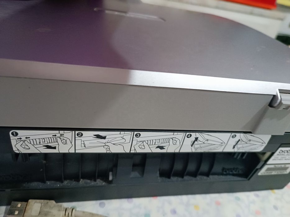 Impressora com tinteiros