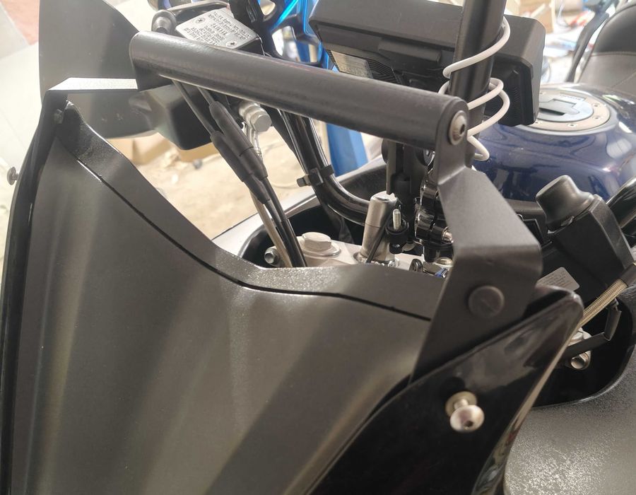 Suzuki V Strom Dl 650, Dl 1000 Belki nawigacji, telefon