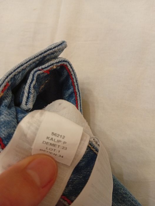 Джинсова спідниця міді з розрізом Tommy Hilfiger (розмір 34 / XS-S)